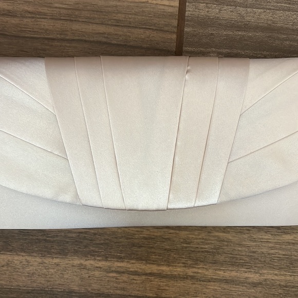 Gunne Sax by Jessica McClintock Pleated Clutch NWT - Picture 5 of 10